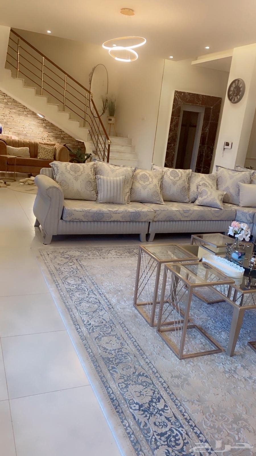 كنب شبه جديد للبيع64483757307651111