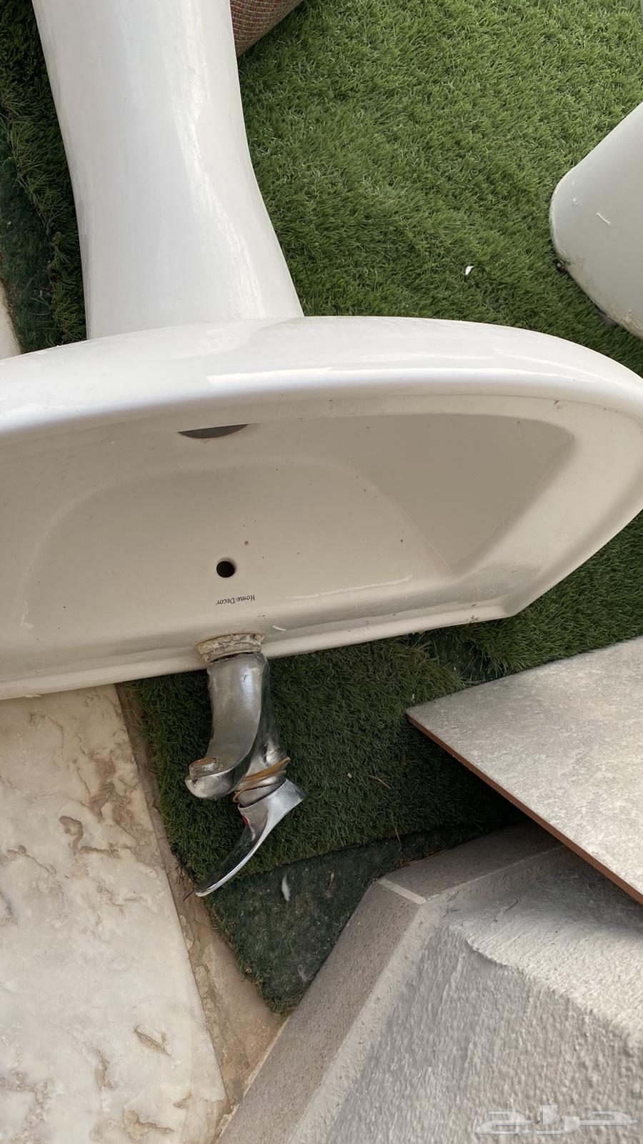 Sinks Toilets64485695847681110