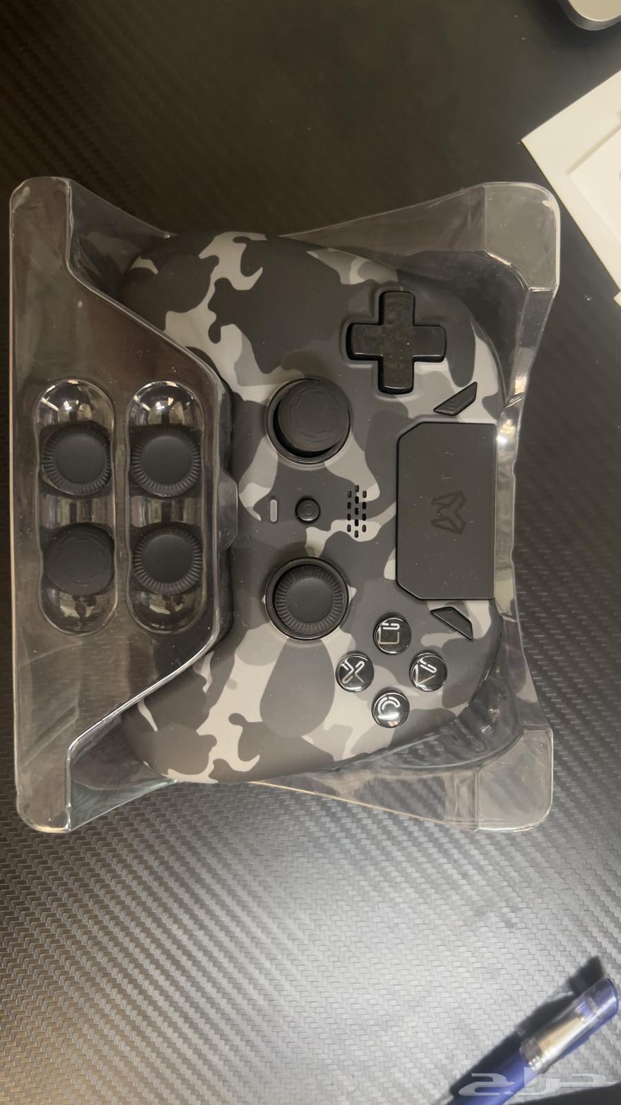 يد سوني المحترفين من شركة EMG ps5 control64480053955330112