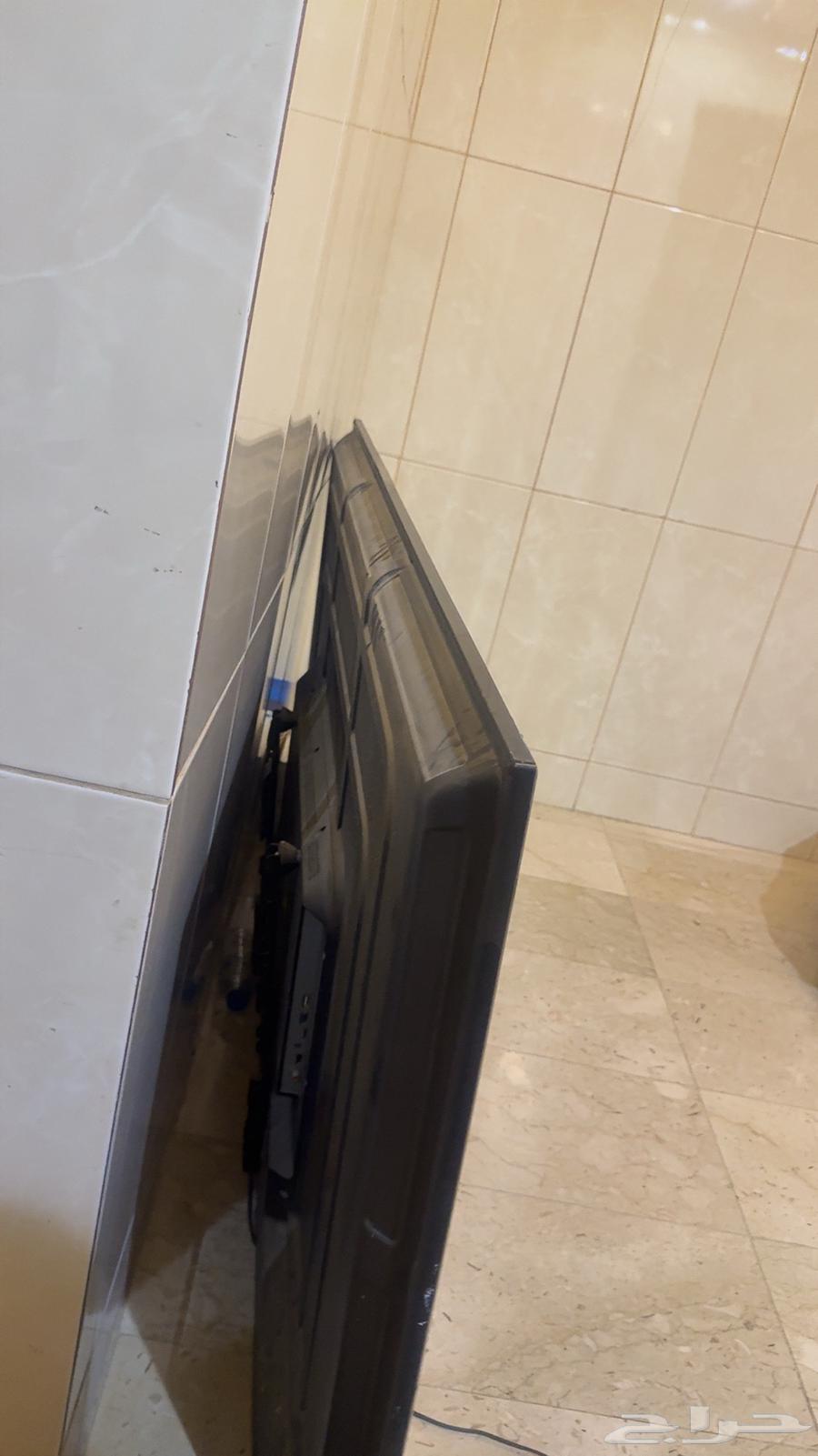 تلفزيون 75 مستعمل لمدة سنه وبحاله ممتازه للبيع بقيمة 200064484511752961111