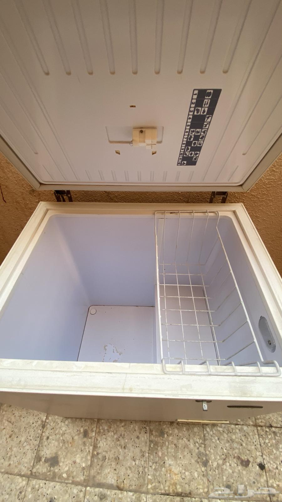 For sale, used freezer, almost new64484855524866111