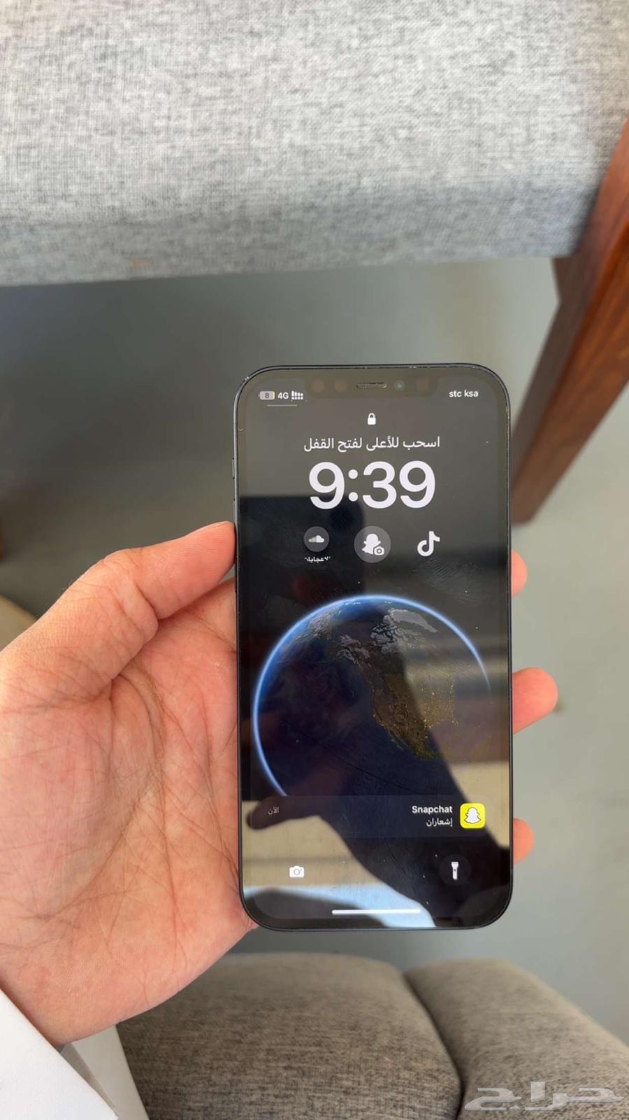 iPhone 12 in good condition64480332011906111