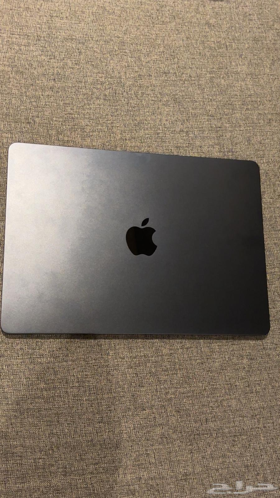 ماك بوك اير64483437881345110