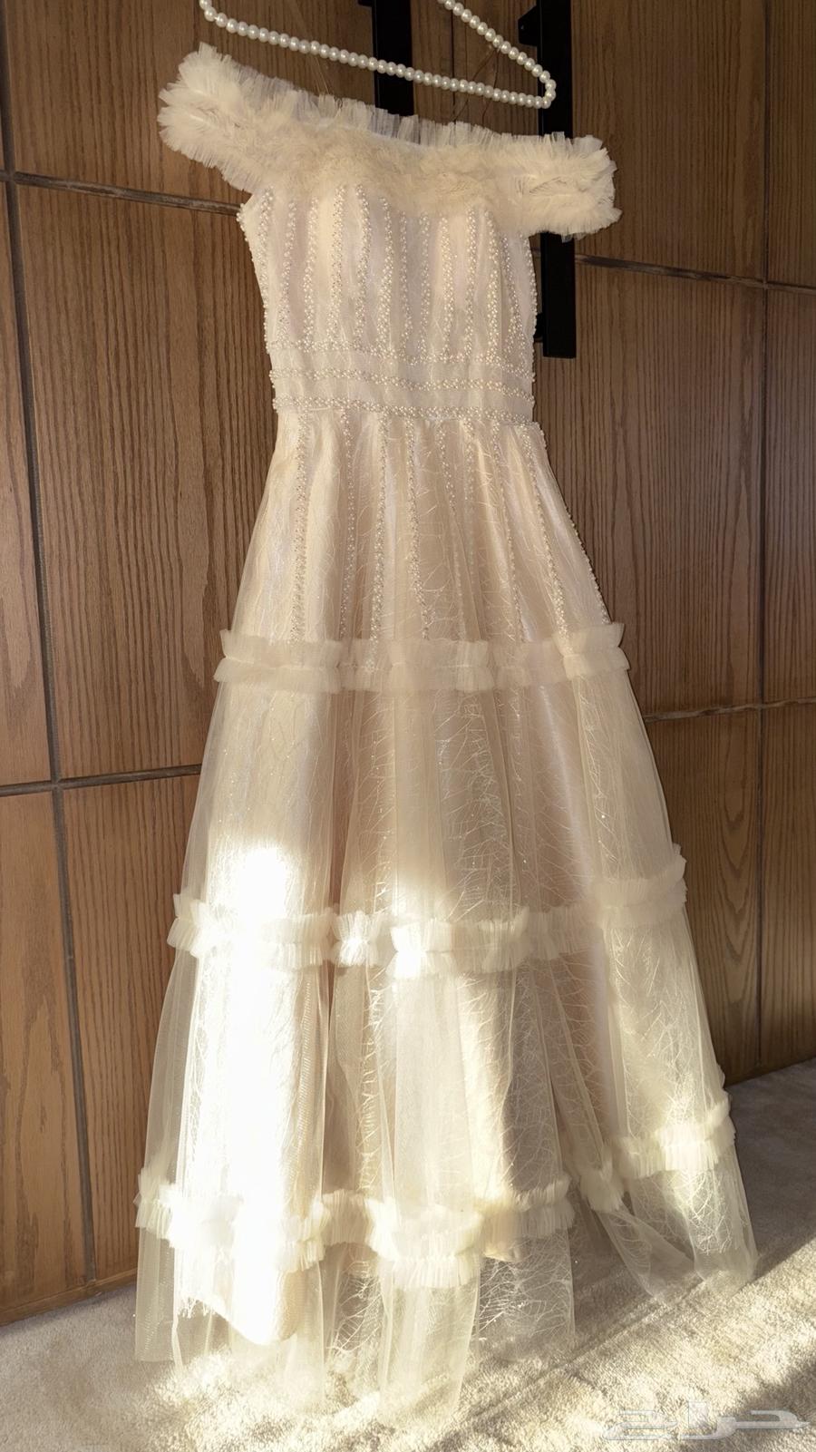 فستان بيج مرصع بالؤلؤ والمعه64482837014017110