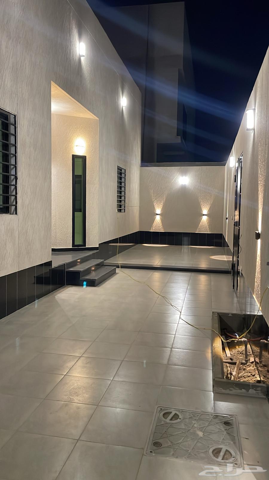 Tour in Jaleel Housing, Luxury Finish64143179555713113