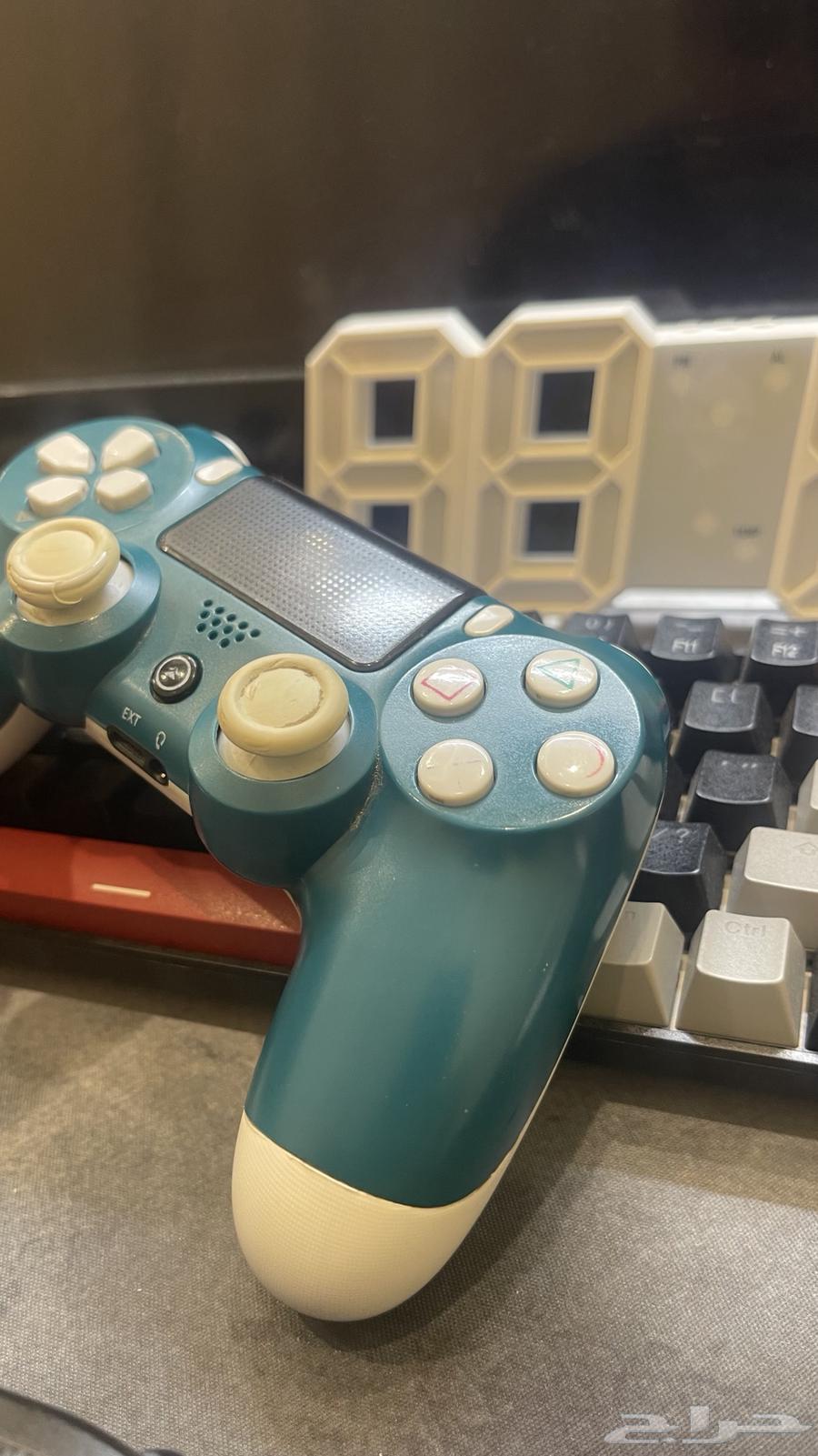 يد سوني فور للبيع64486040633090113