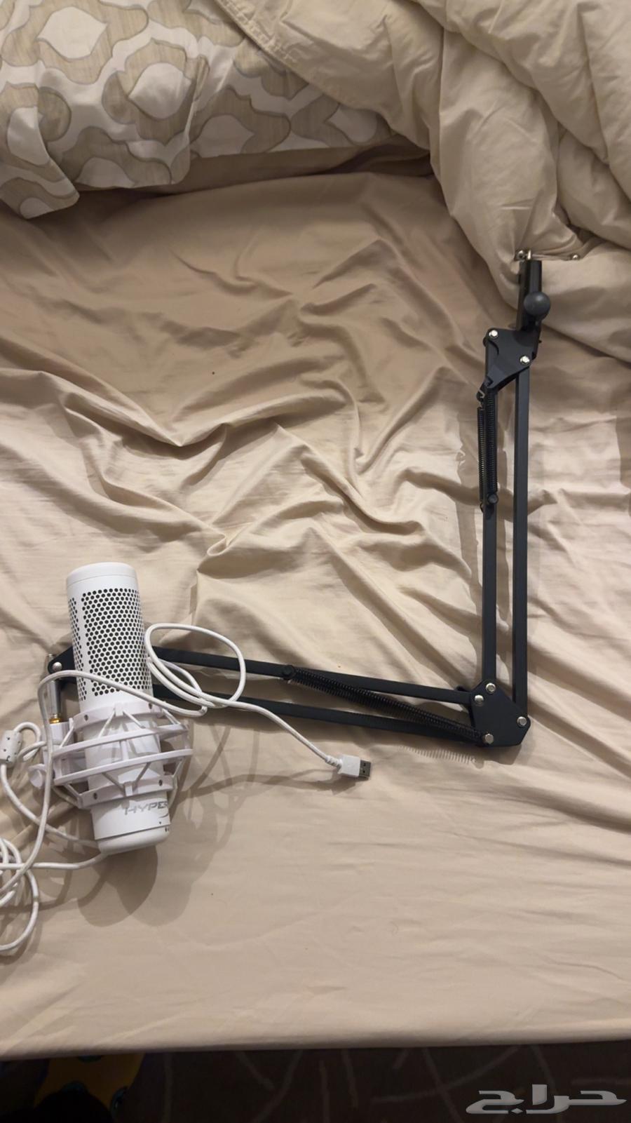 مايك مع ستاند للبيع64483612008450110