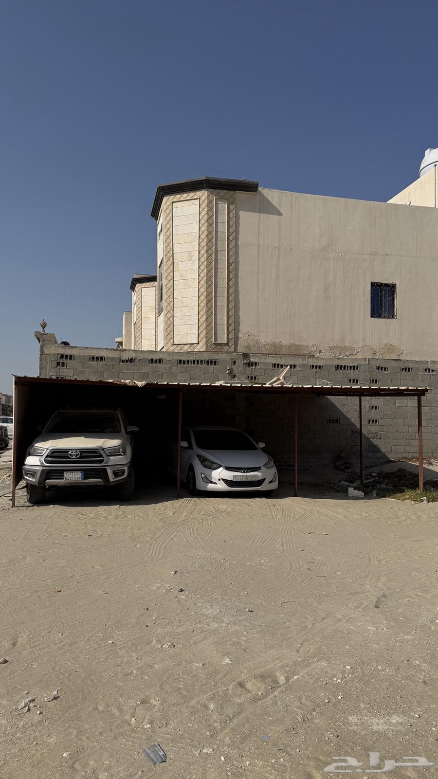 للبيع قراج بايكة 3 فتحات64481955561601112