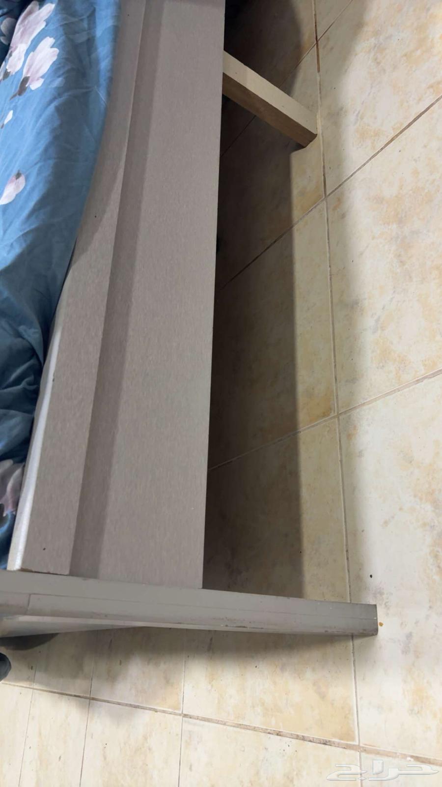 سرير نفرين استخدام اربع شهور فقط64481250617603114