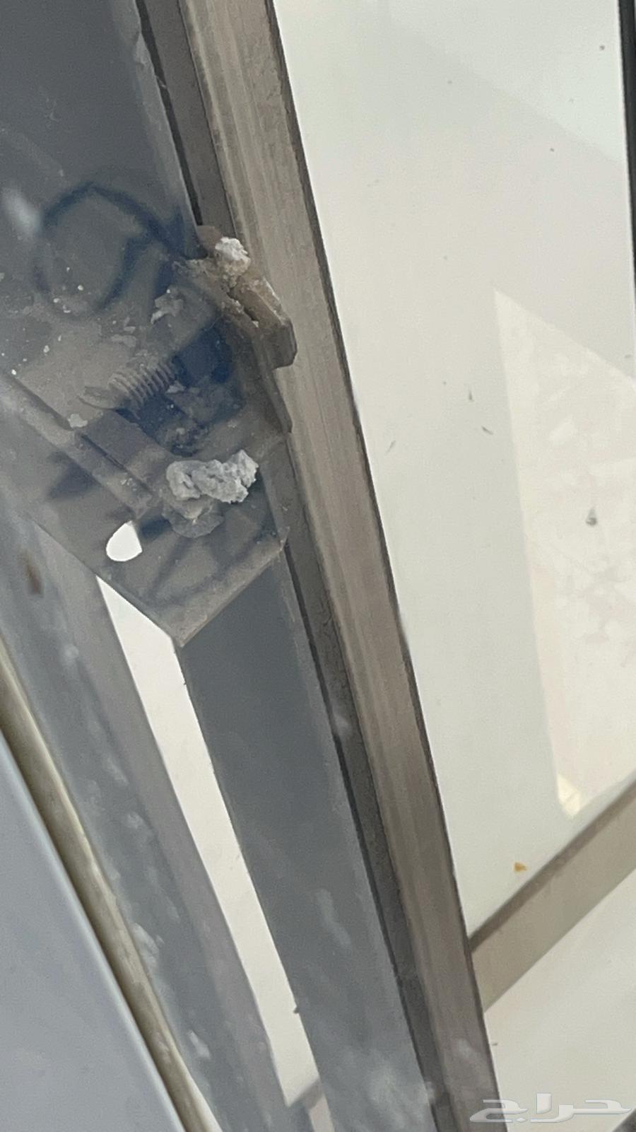 باب قزاز سحاب مع المفاتيح وحديدة التعليق جاهز للتركيب ماطور64480565271427111
