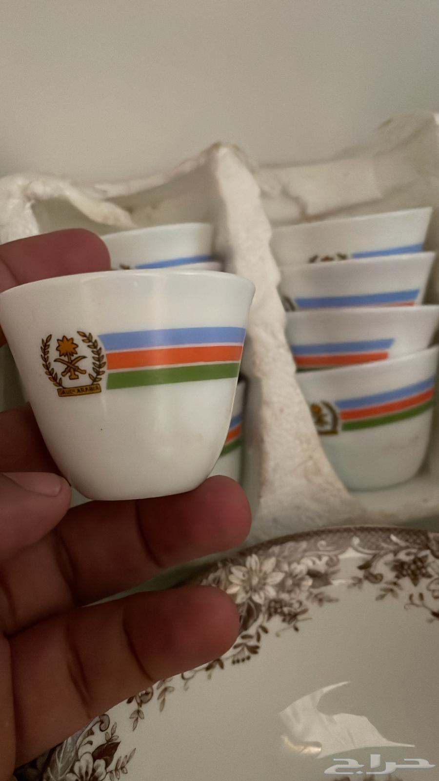 مجموعة فناجيل وبرسلان قديمه64481695629186110