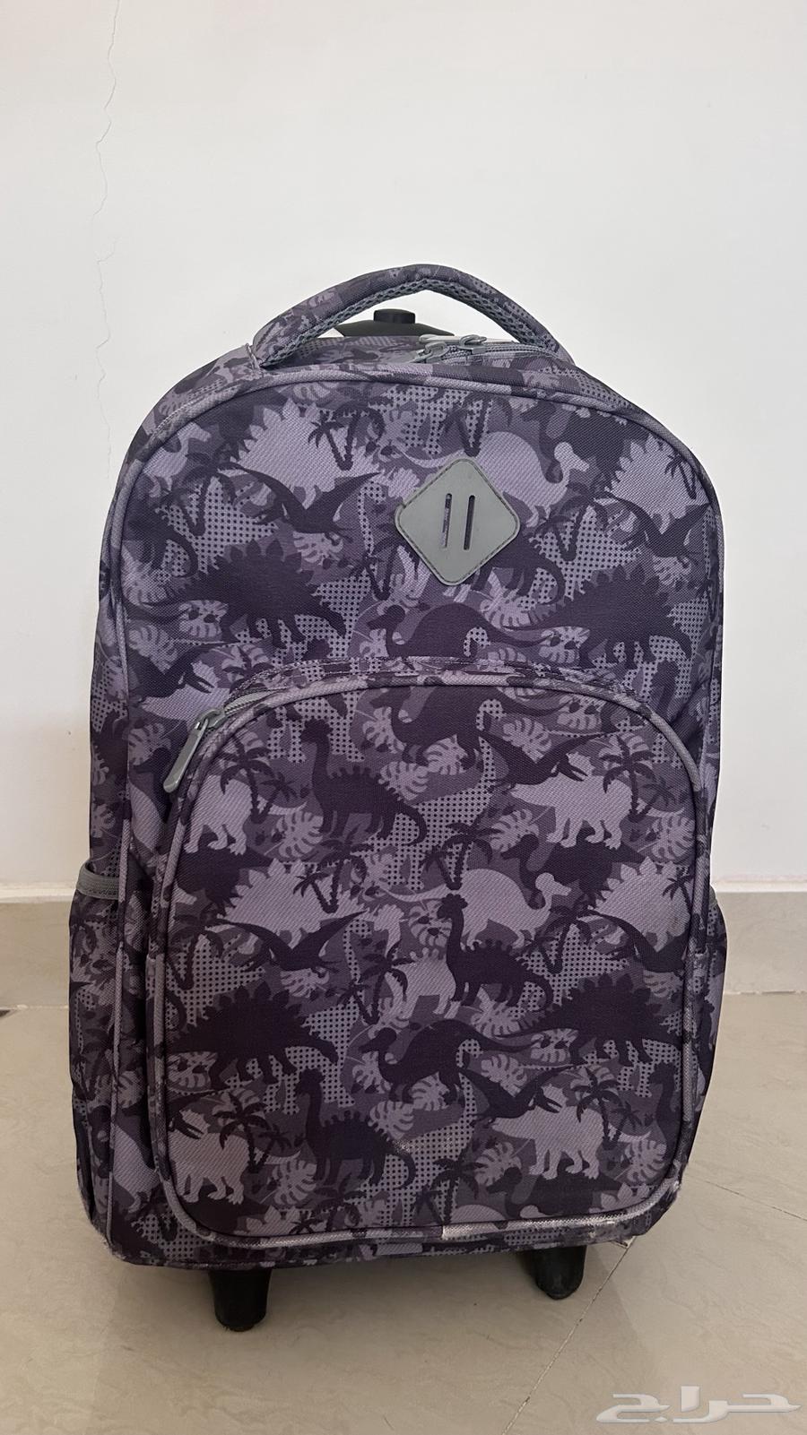 شنطة مدرسيه ب 40 ريال64481723068291110