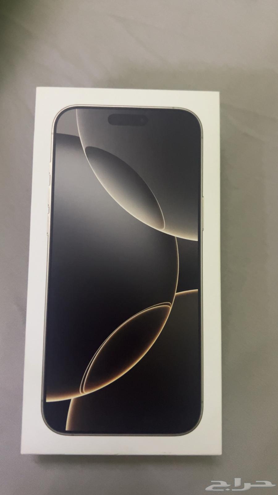 ايفون 16 برو ماكس 256 تيتانيوم طبيعي64479806988801110