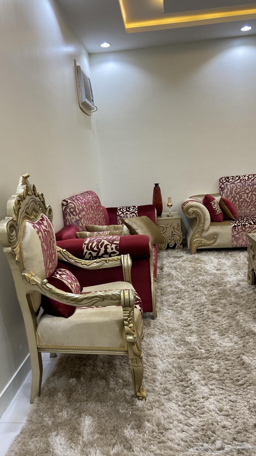 اثاث بيت كنب جديد مع فرشته ومكيفه ويوجد 3 مكيفات64483743515778110