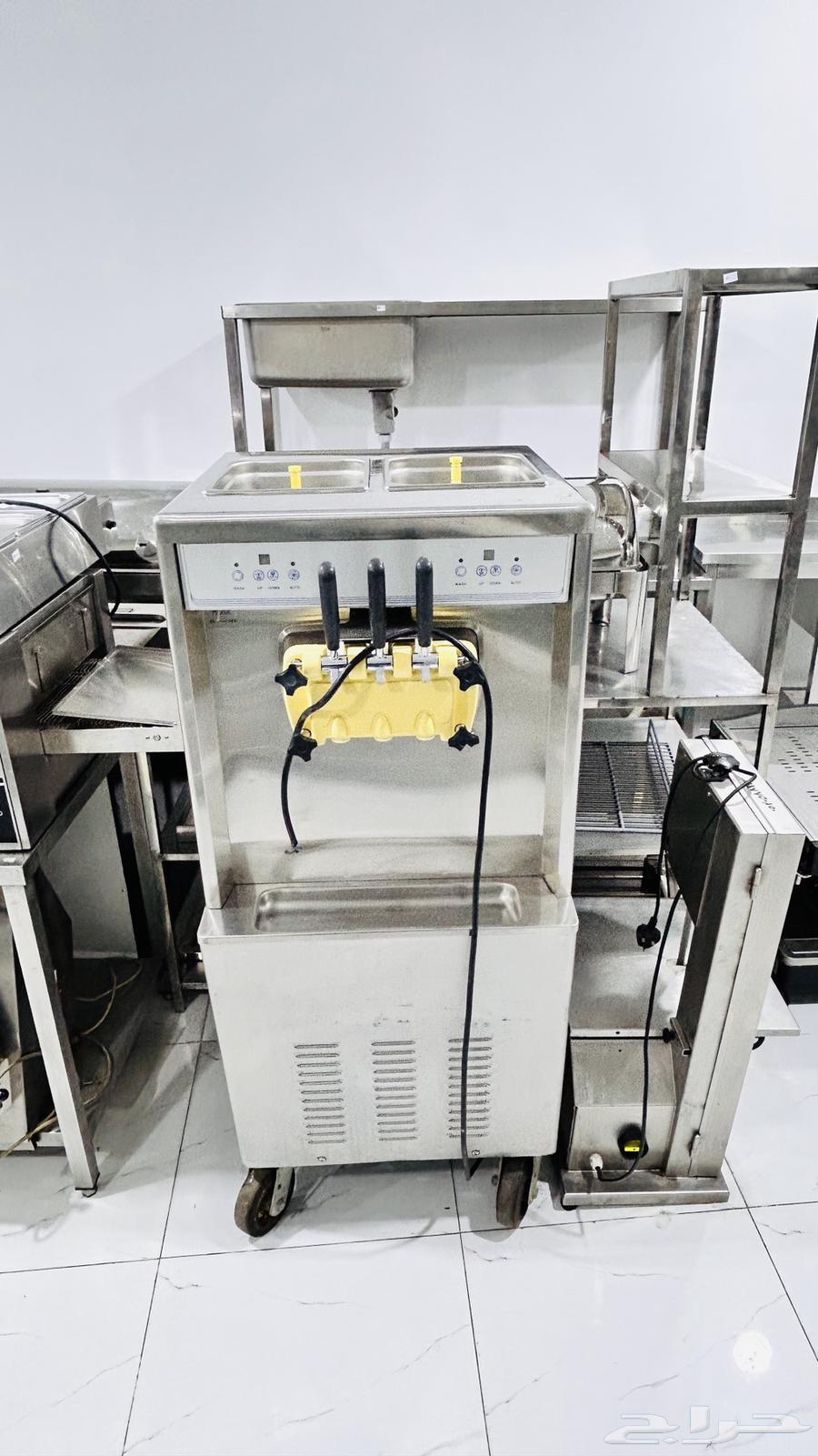 أجهزه مطاعم وكوفي شوب مستعمل شبه الجديد باقل الأسعار64485051243267114