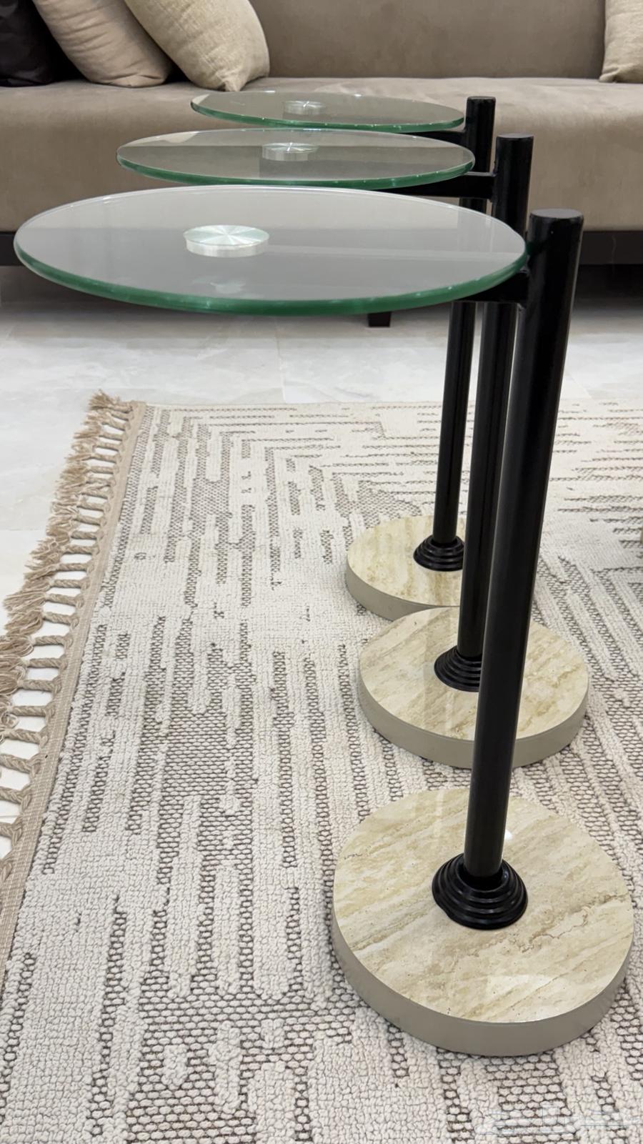 يوجد 5 طاولات للبيع التواصل خاص64485806702595111