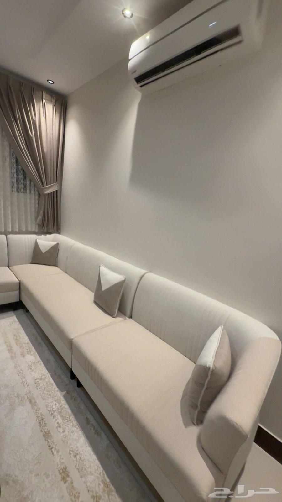 New sofa used for one month64481060102529110