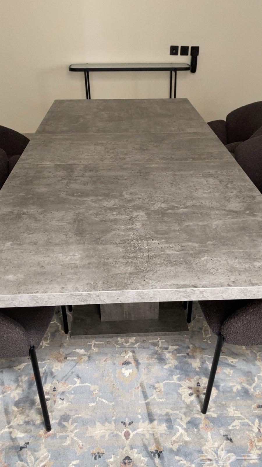 طاولة طعام و6 كراسي من آشلي جديده64482390363395112