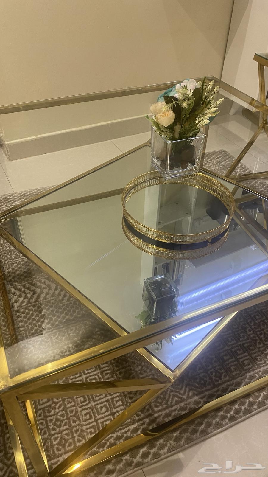 طاولة شبه جديده64485134359169112