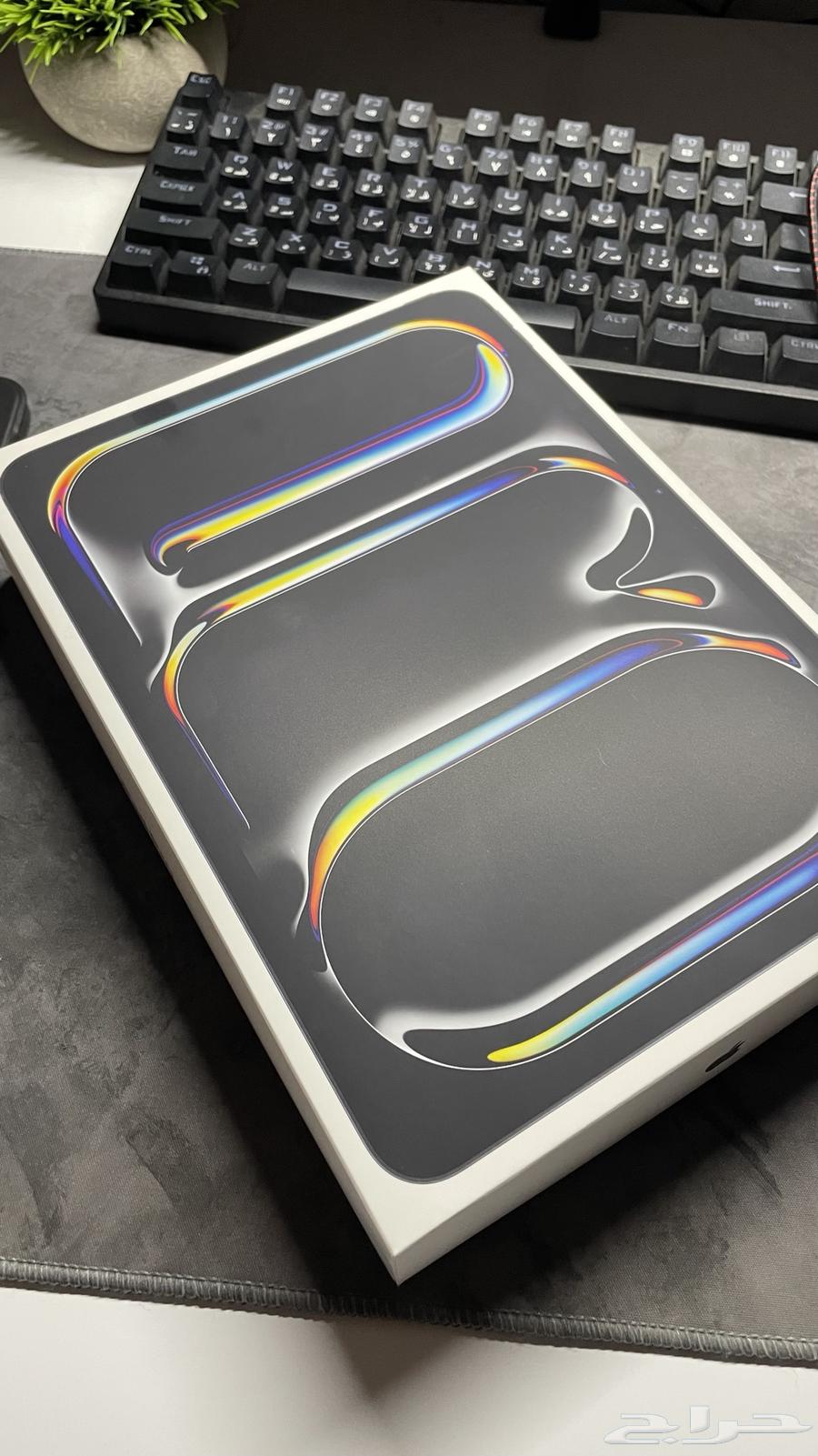 ايباد برو 202464485598195969110