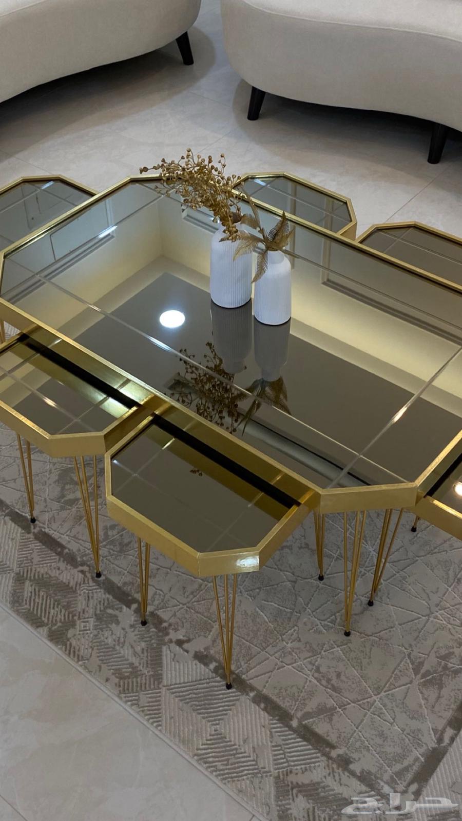 طاوله للبيع64481804679425110