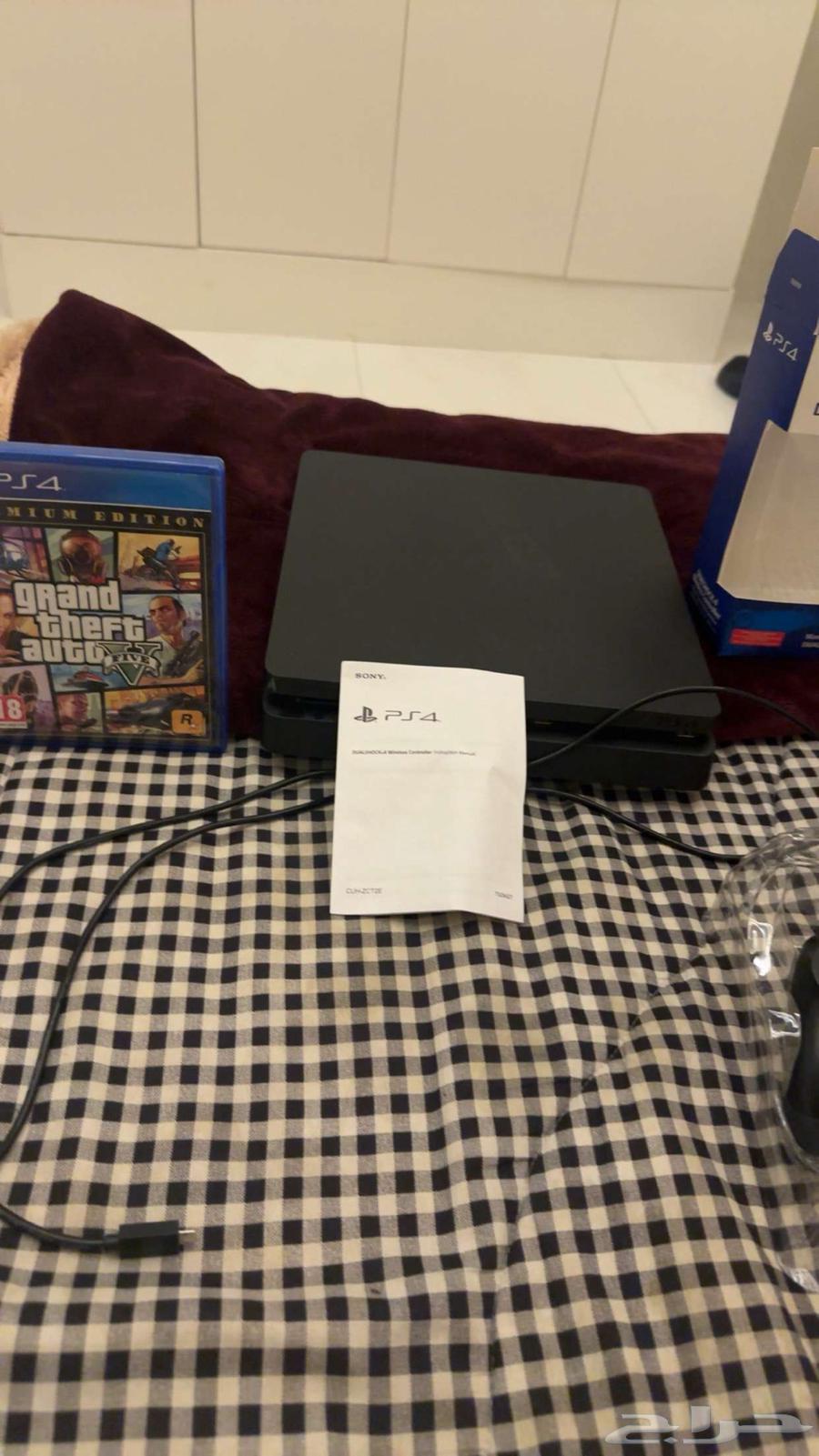 Sony PS5 with two hands, accepting Xbox Series S as trade only64485667960067113