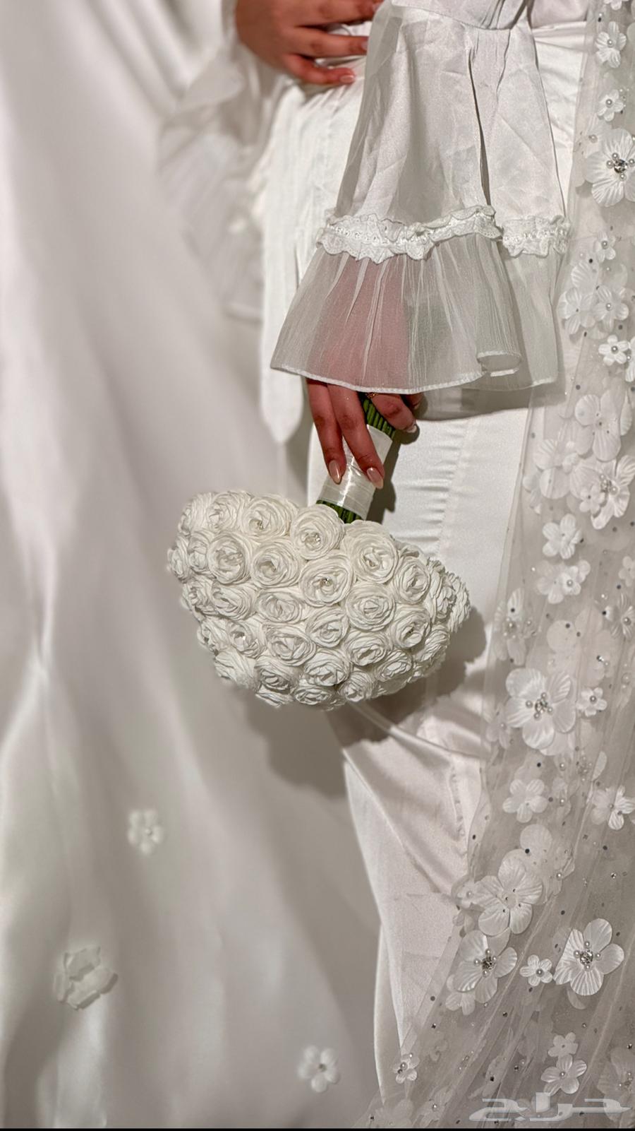 فستان زفاف للبيع64479396890881113