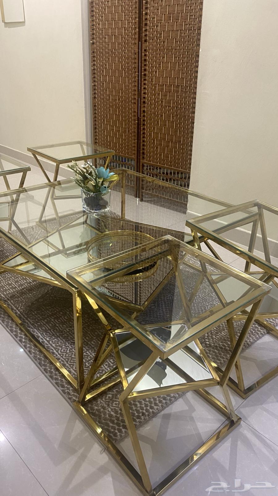 طاولة شبه جديده64485134359169110