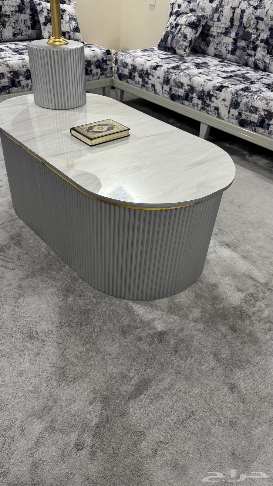 Vacuum and tables64479521318275112