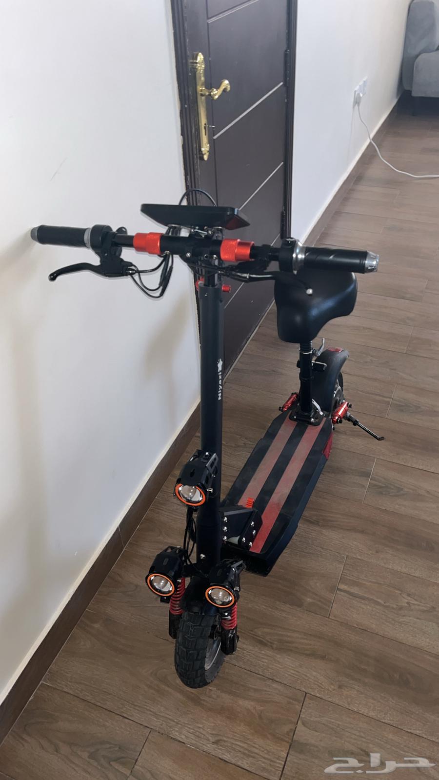 سكوتر وحش ب 900 للبيع64480991654402110