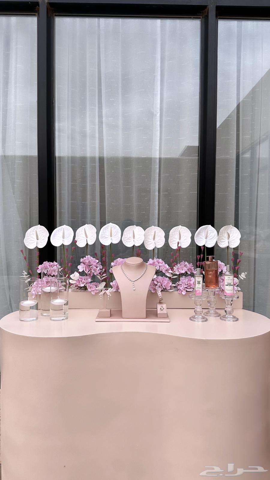 للبيع طاولة ب 550 ريال فقط64485971704963110