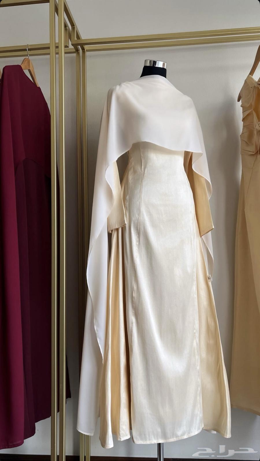 فستان من مصممه جديد لم يستعمل64479577547139112