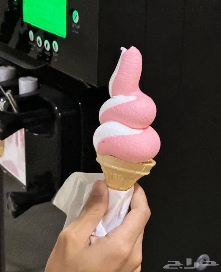 آله آيسكريم مستعملة للبيع64479106284929111