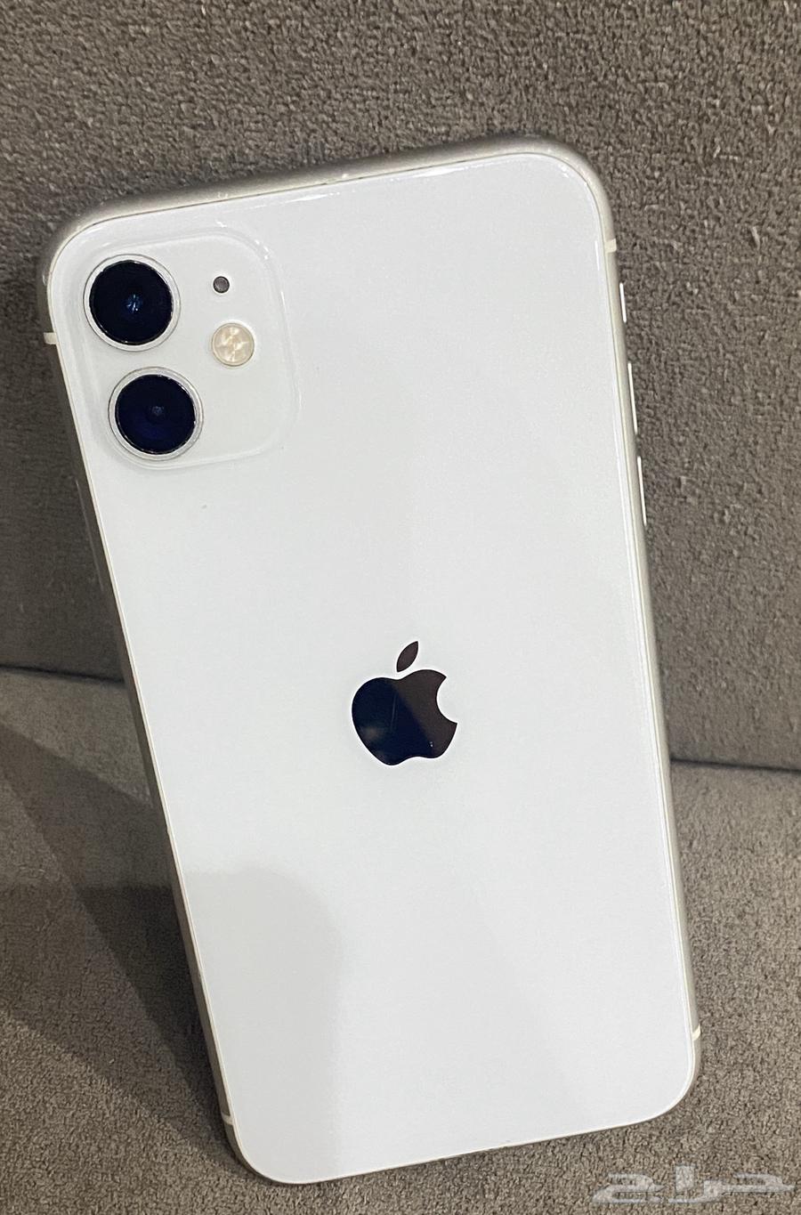 For sale, two iPhone 11 in good condition64484471017731110