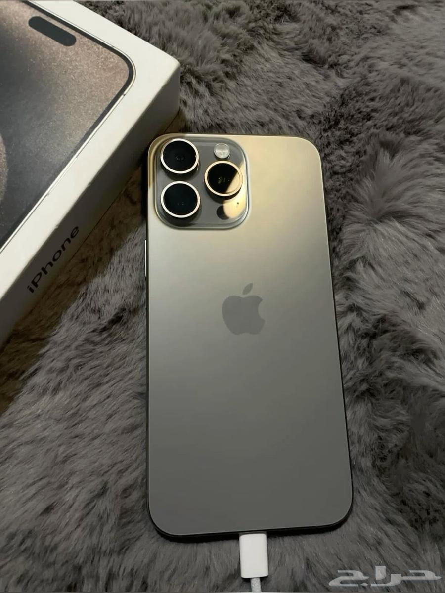 للبيع ايفون 15 pro max 26564484061192961111
