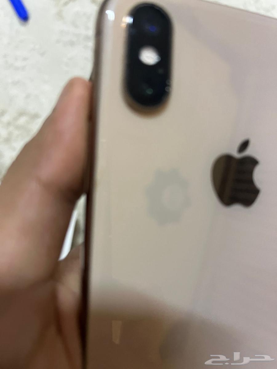 ايفون اكس اس بطاريه 74 معلق على 74 له ثلاثه سنين64479838171393113