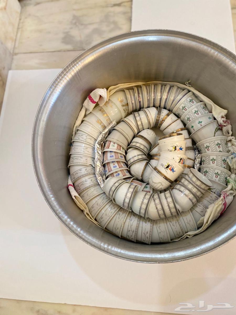 مجموعة كبيره فناجيل تراث قديمة للبيع64480318291459110