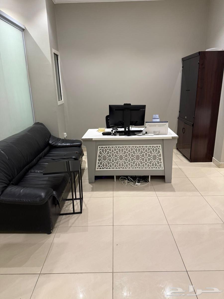 اثاث مكتبي للبيع64480537706498110