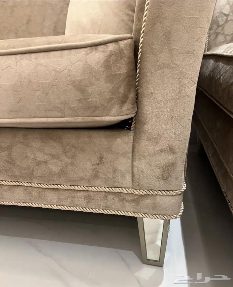 كنب فاخر من هوم سنتر جديد64479632707458110