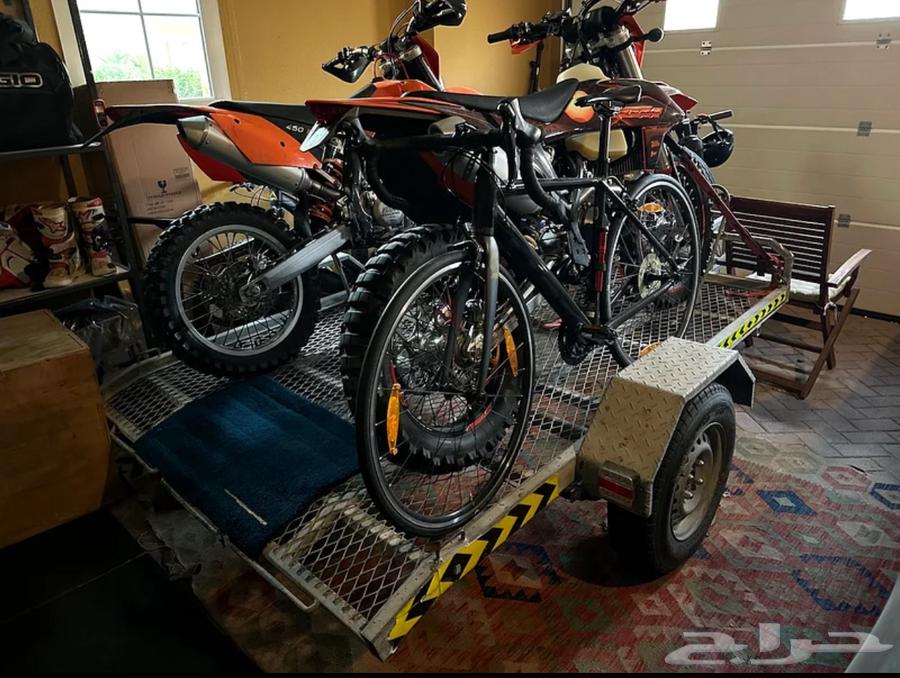 عربة دراجات ناريه دبابات للتأجير64410880836226112