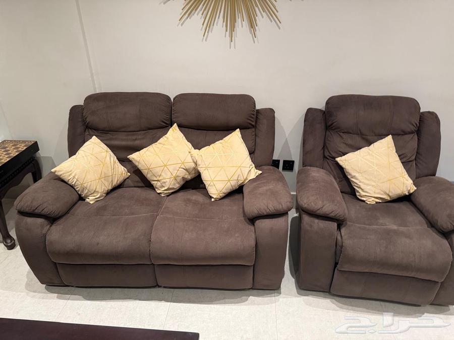 Used sofa with a large table64483218792961112