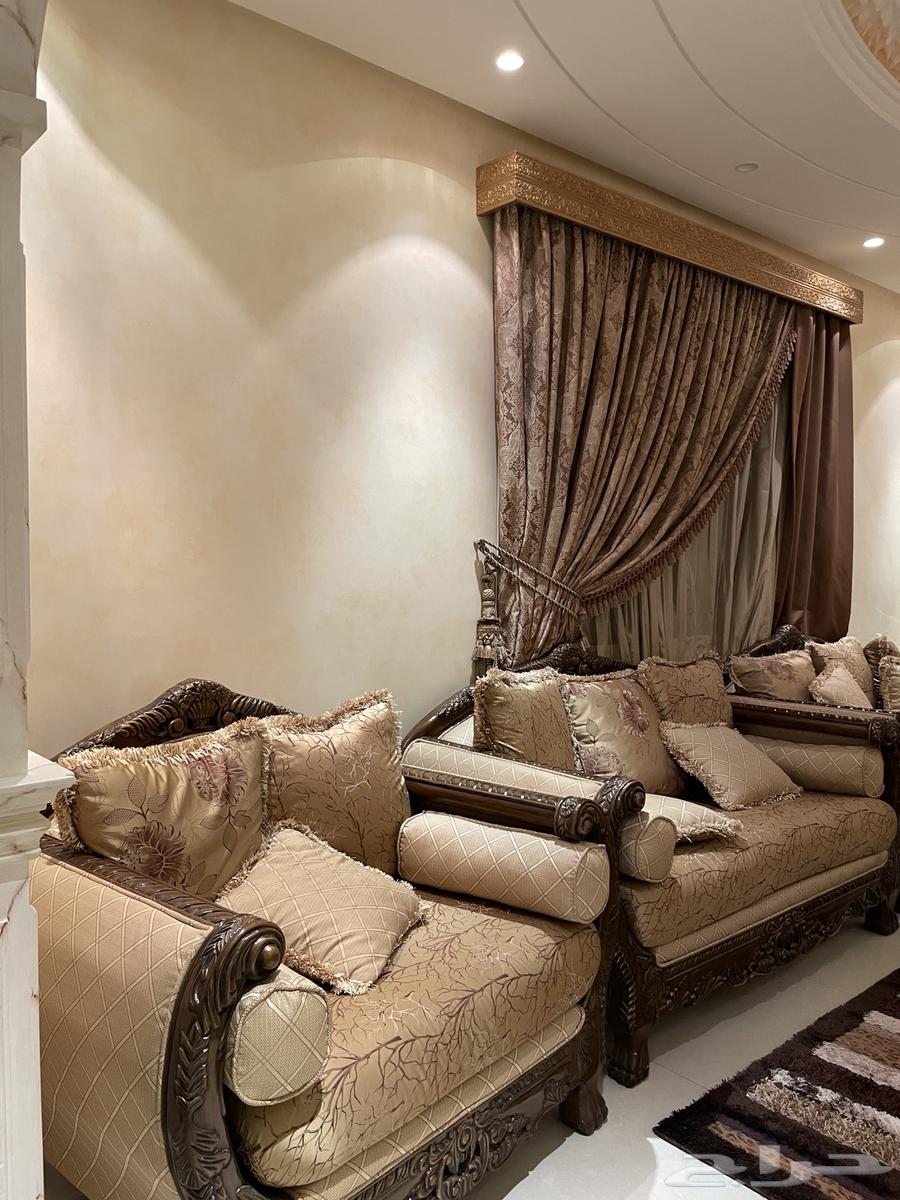 Classic sofa64479217655683114