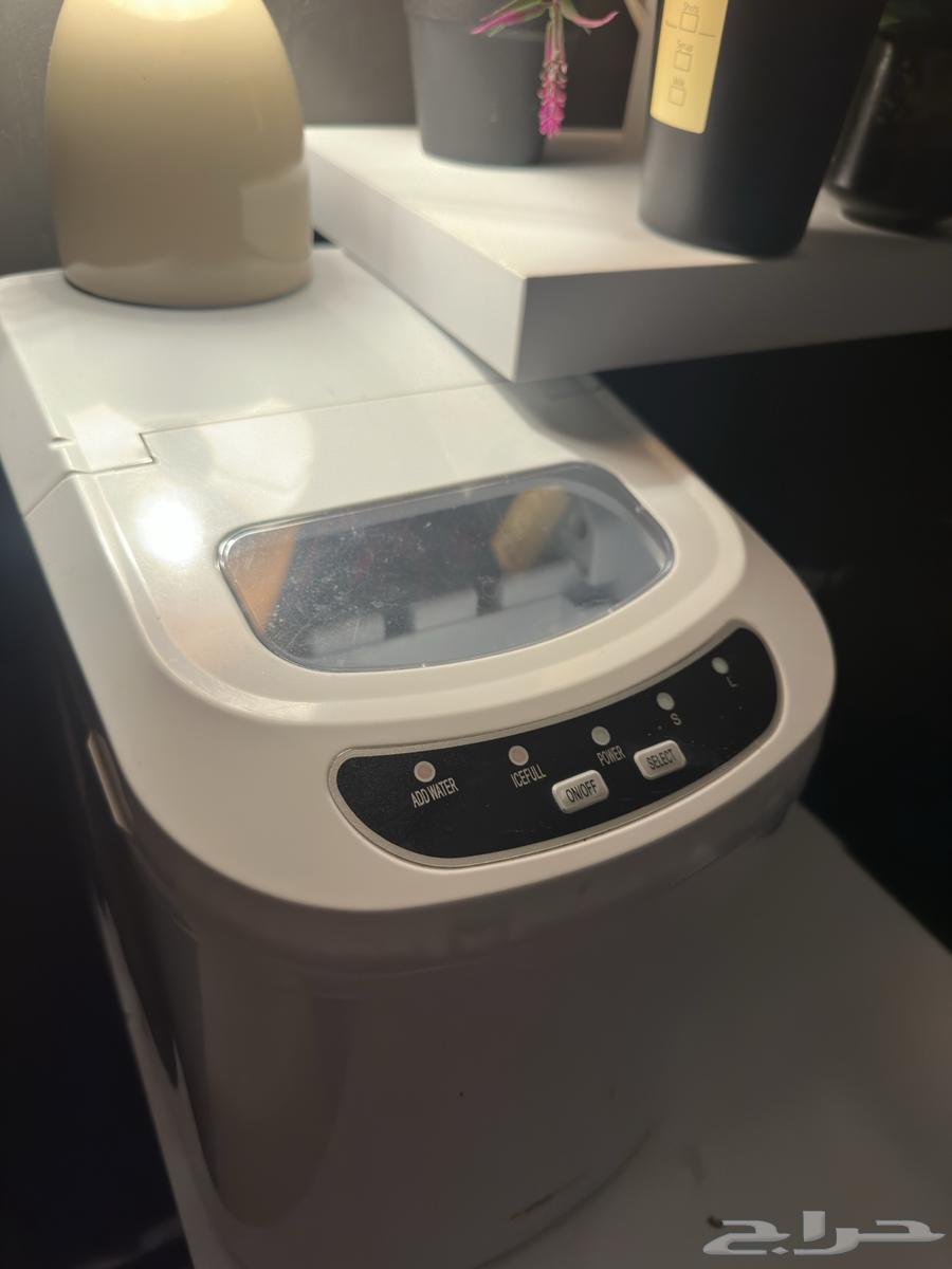 Koolen home ice maker machine, used with clean condition64484662063235111