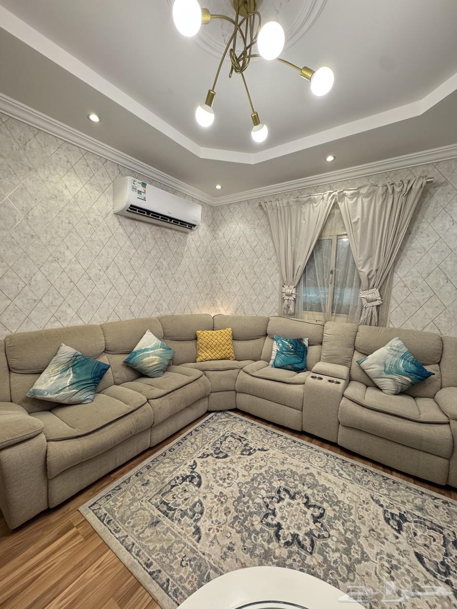 Sofa for 5 people, dining table with 4 chairs64479383367043110