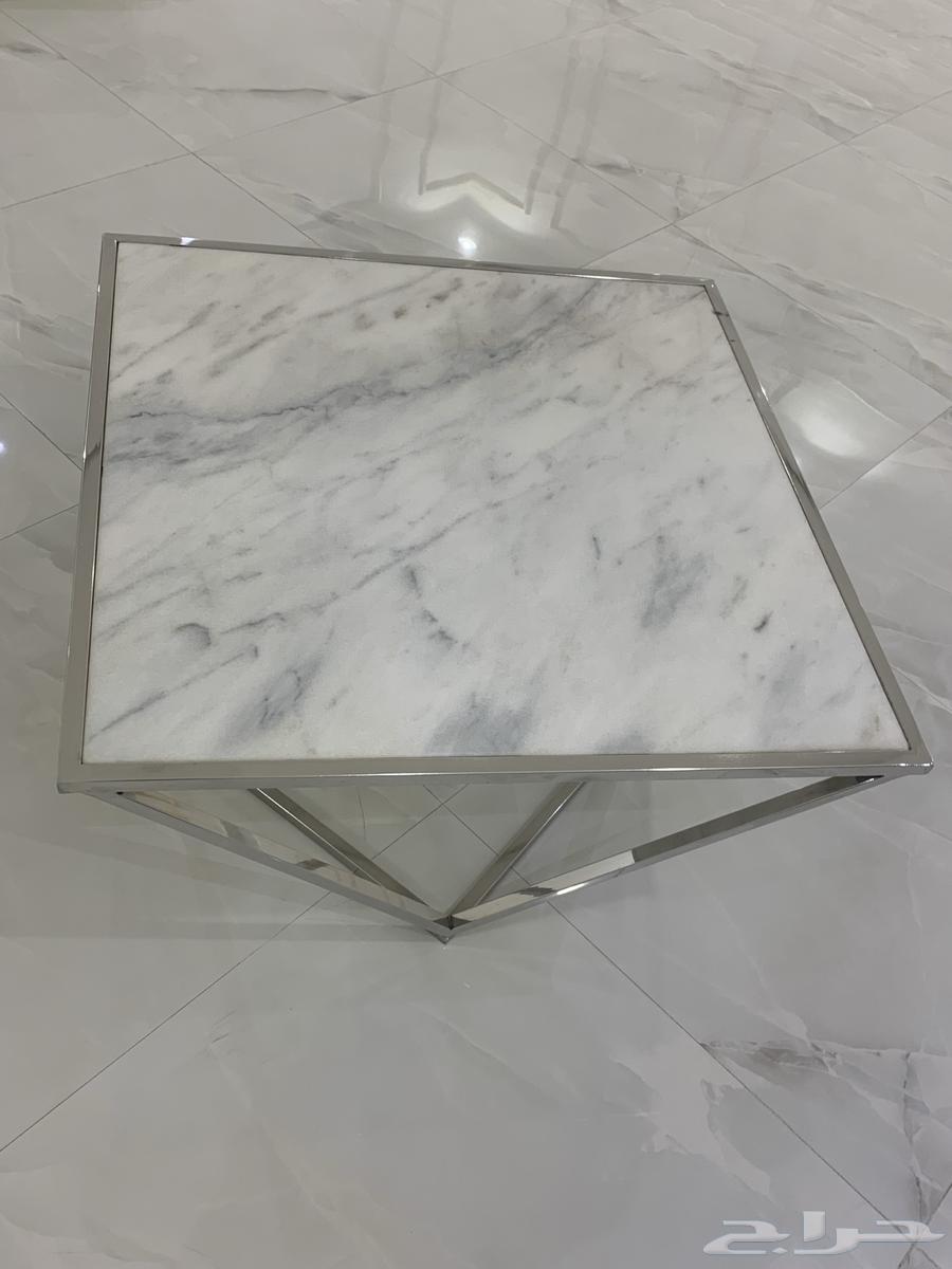 Wardrobe with four tables, 2 large and 2 small64486232996865111