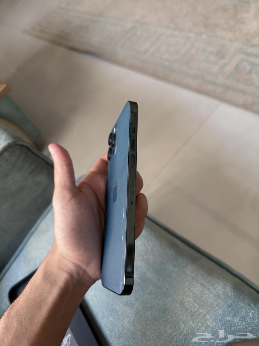 iPhone 12 Pro Max in pristine condition and never disassembled64481209895043112