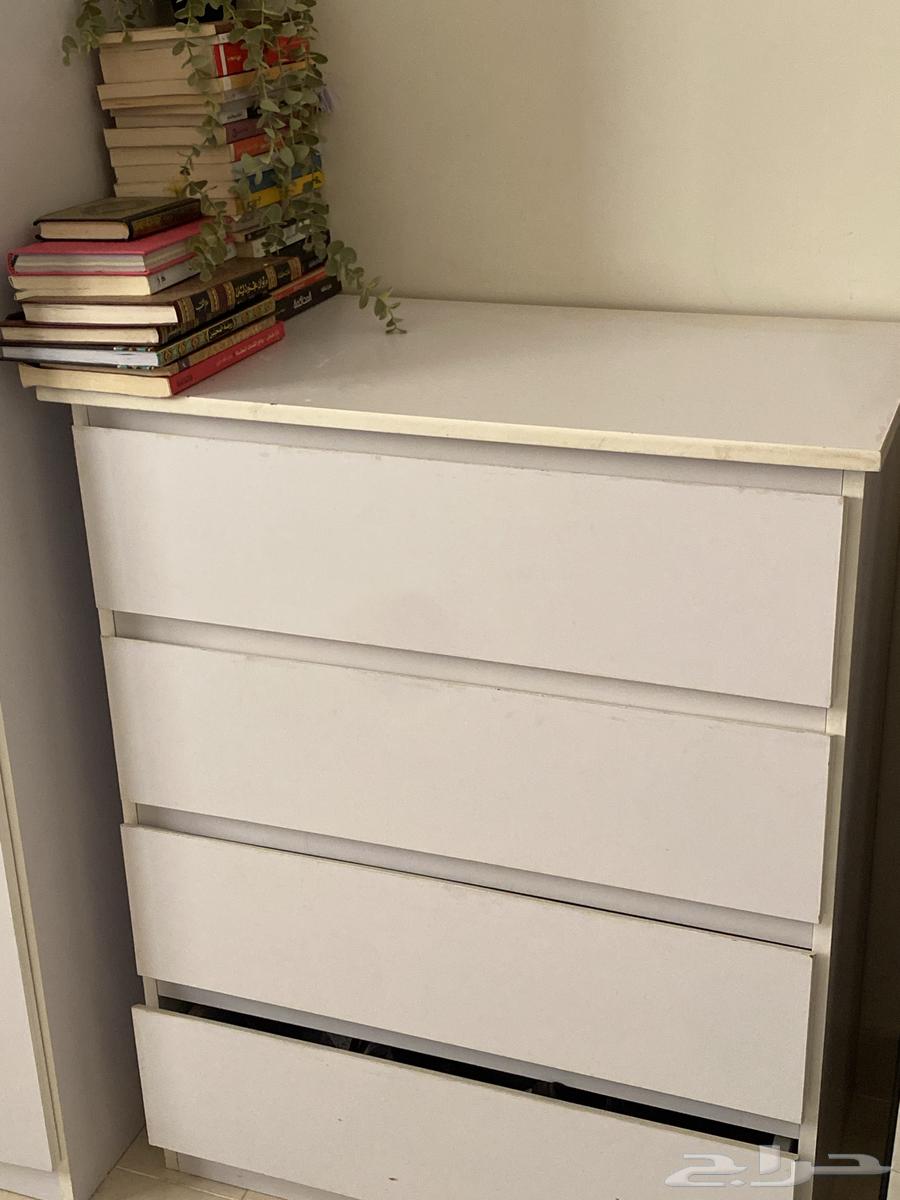 دولاب للبيع نظيف ما فيه شي64481209780225111