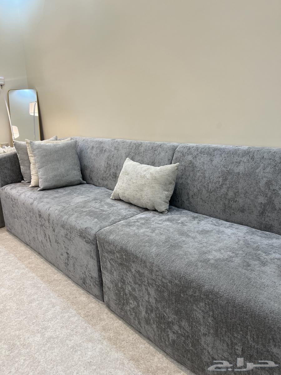 Sofa for sale in like-new condition, very clean64486150369921113