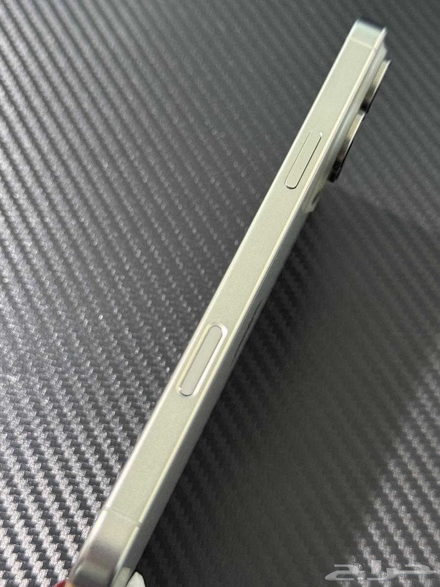 iPhone 16 Pro Max64483639717762113