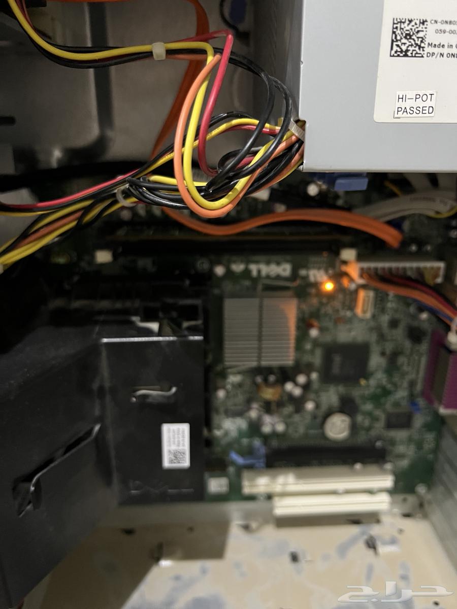 للبيع كمبيوتر مع شاشه شغال اقبل بدل64480510061314111